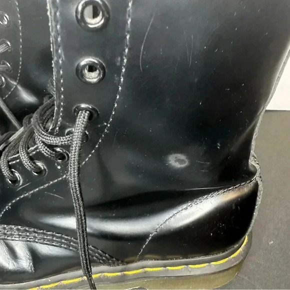 Dr. Martens Women’s 8 Black Leather Zip Ankle Lace Up Boots - Picture 5 of 13